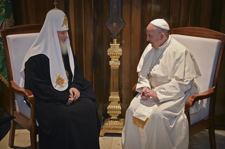 Papa Francisco Y Patriarca Kirill hacen historia con reunión y firma de