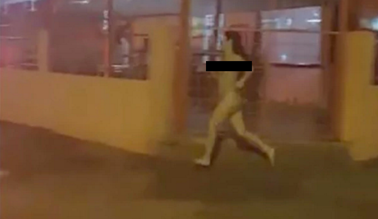 Woman Runs Naked In Paraguay To Prevent Boyfriend From Checking Her Cell Phone Video