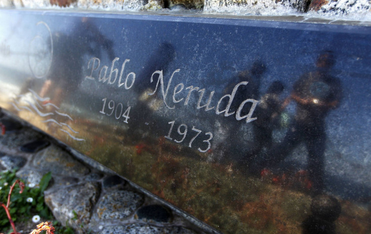 Pablo Neruda tomb