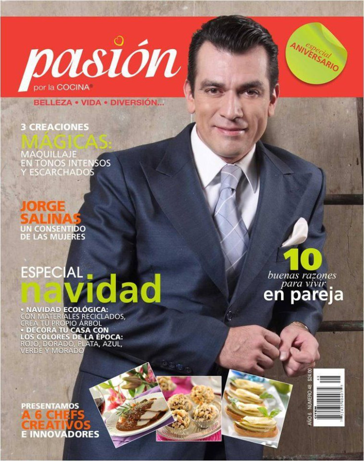 Jorge Salinas on the cover of Pasio`n magazine