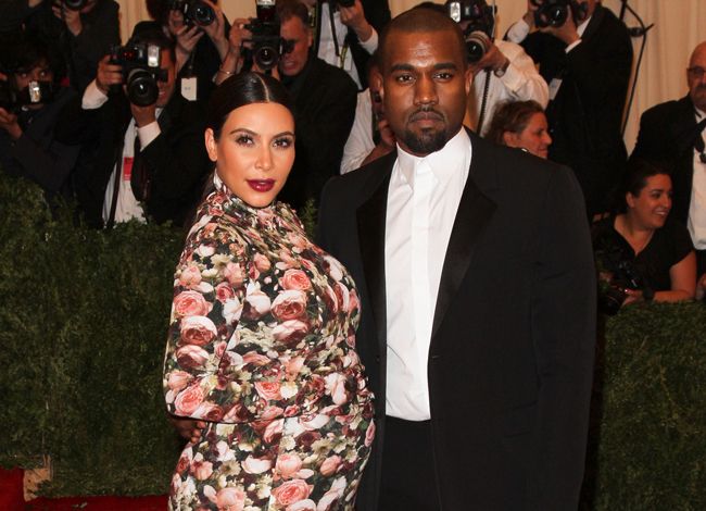 ¡kim Kardashian And Kanye West Revelan Que Esperan Una Niña 