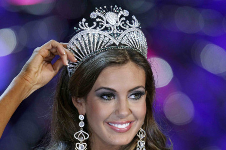 Erin Brady poses at a news conference after being crowned Miss USA 2013 in Las Vegas.