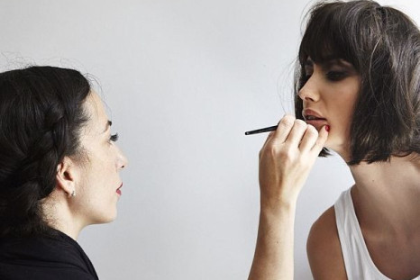 Interview with celebrity makeup artist Gina Brooke.