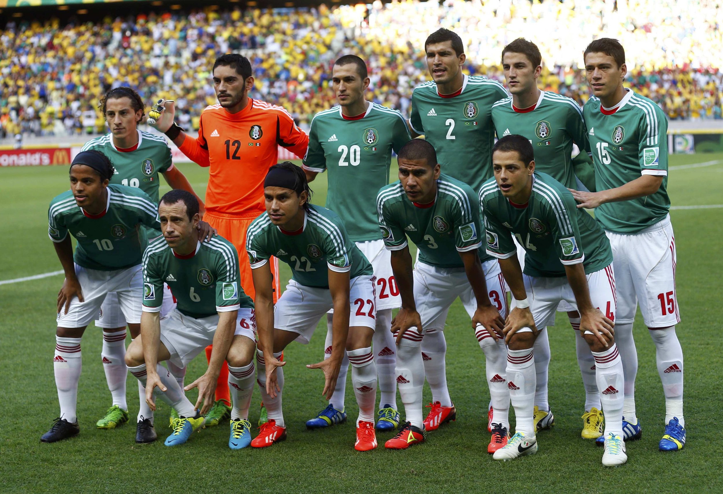 Total 82+ imagen mexico national soccer team coach 