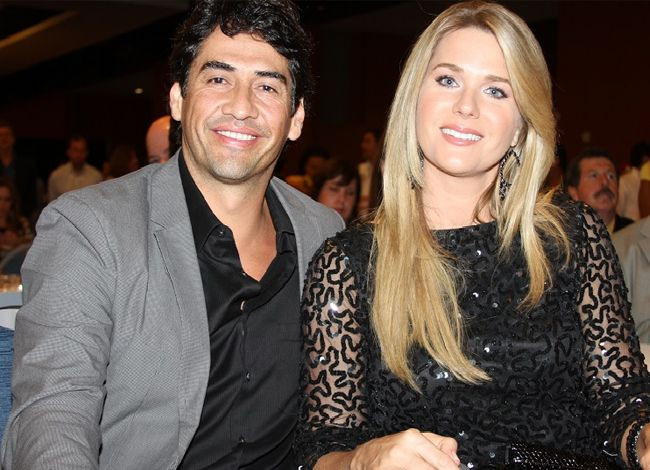 Gabriel Porras y Sonya Smith