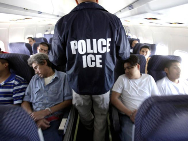 Mexican deportees on an ICE flight from Illinois to Texas in 2010.