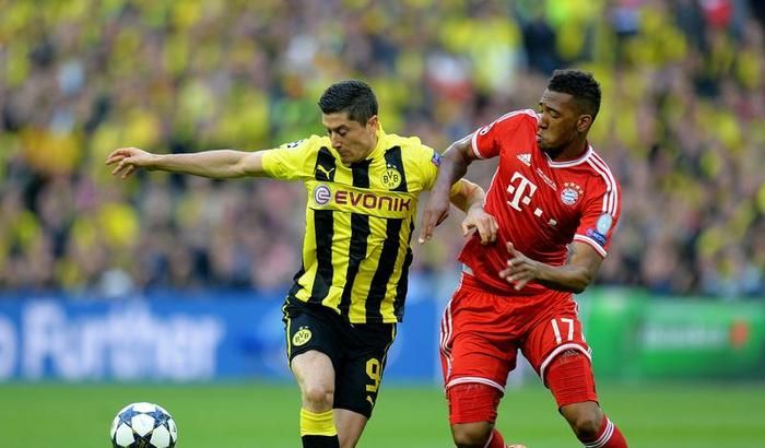 Borussia Dortmund Transfer News Robert Lewandowski Still Coveting