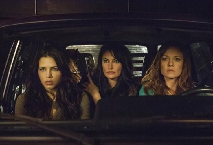 Freya, Ingrid, and Aunt Wendy are on a mission to get Joanna out of jail in the second episode of "Witches of East End."