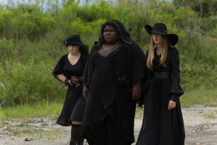 Zoe, Queenie and Nan will have to work together in tonight's episode "Burn, Witch. Burn!" to save the Coven and their home in New Orleans. 