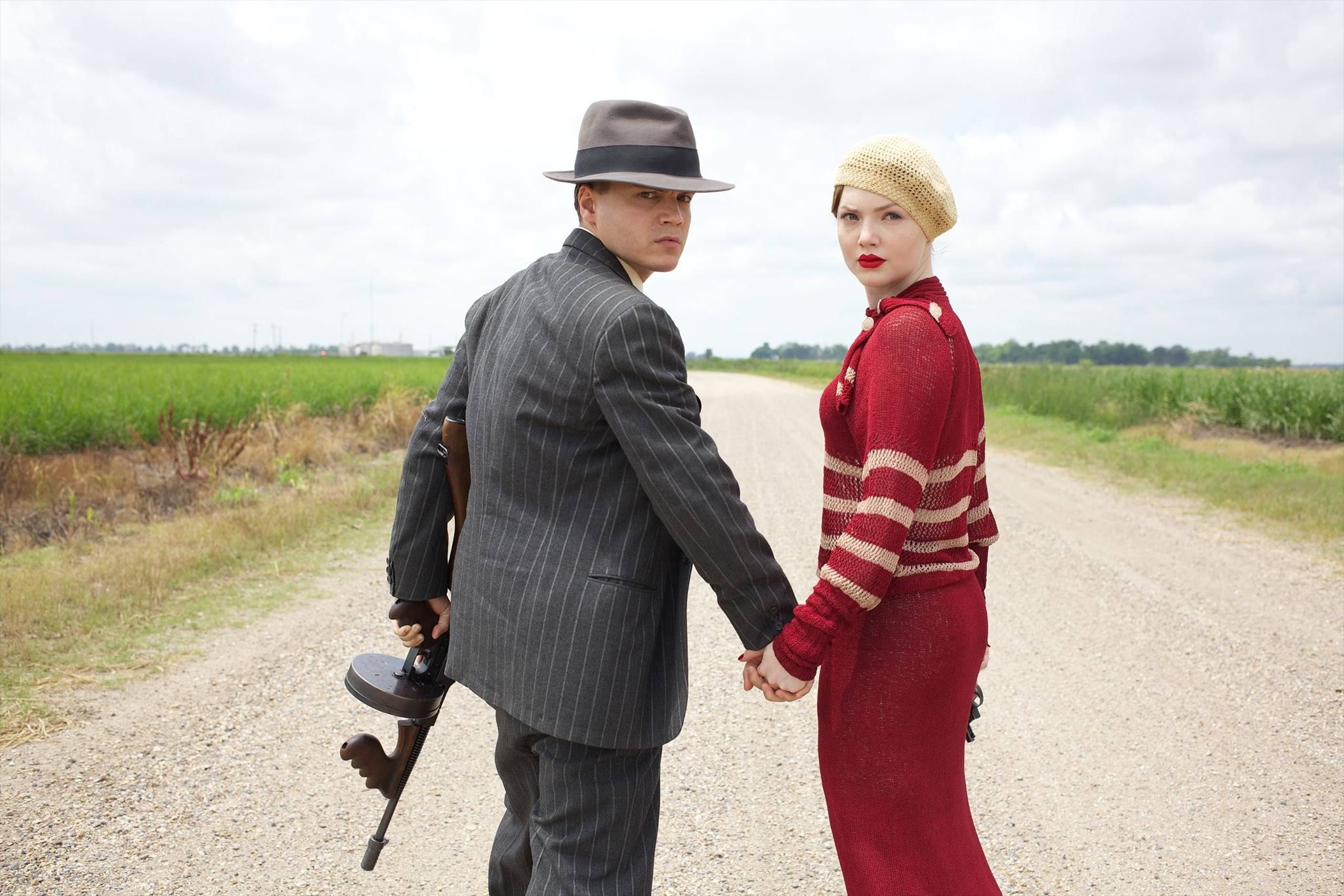 Emile hirsch & holliday grainger factory autographed 8x10 bonnie clyde photograph