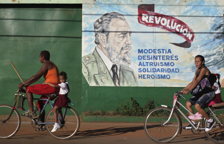 Graffiti of former Cuban leader Fidel Castro in Artemisa, near Havana November 22, 2013.
