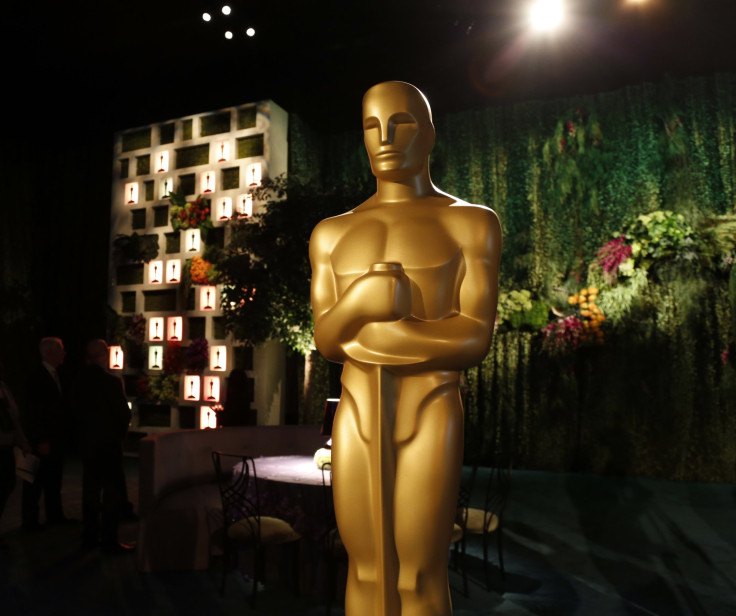 Oscar statue.