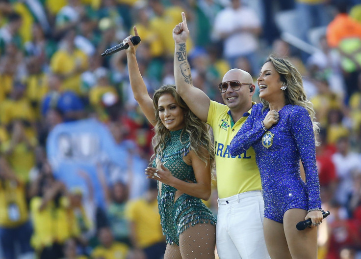 Jennifer Lopez, Pitbull, Cláudia Leitte