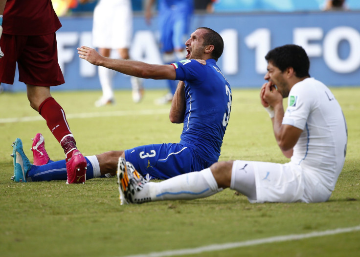 Giorgio Chiellini, Luis Suárez