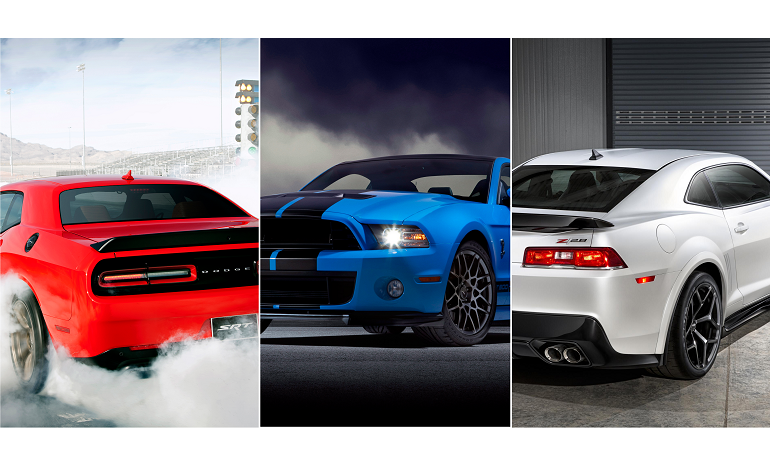 Форд против шелби. Camaro Hellcat. Dodge Charger Hellcat vs Audi rs7. Camaro zl1 vs Mustang Boss 302. Camaro vs Hellcat vs.