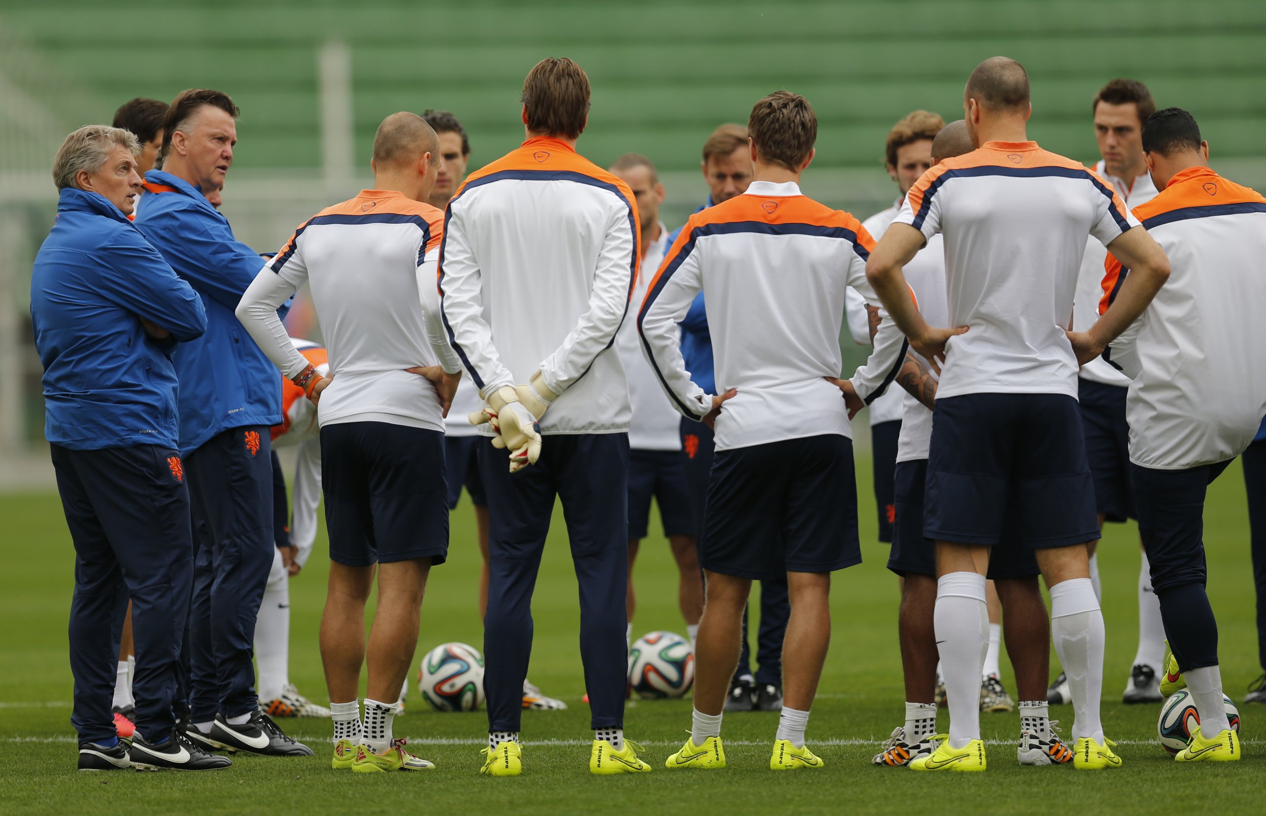 netherlands-vs-argentina-world-cup-2014-live-stream-in-spanish-tv