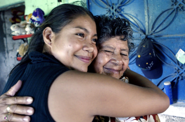 Abuela and granddaughter