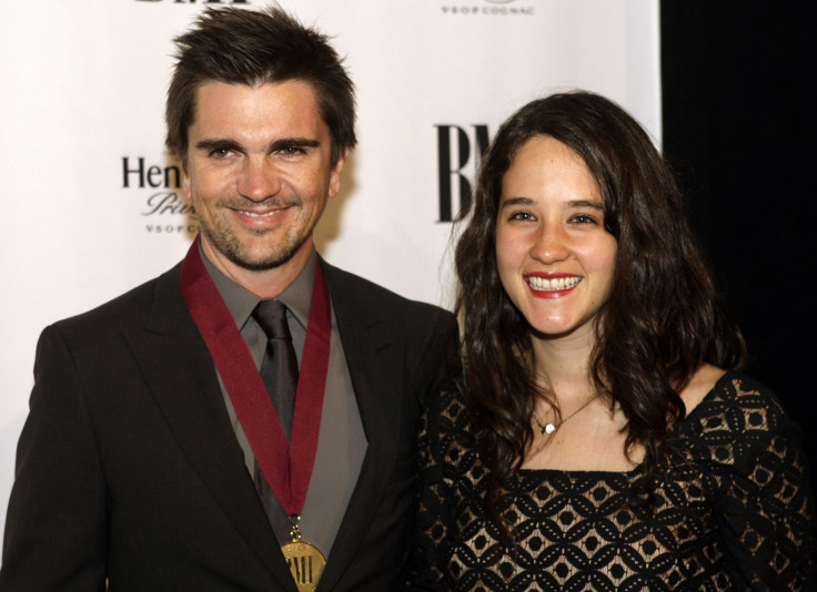 Juanes (L) and Ximena Sariñana