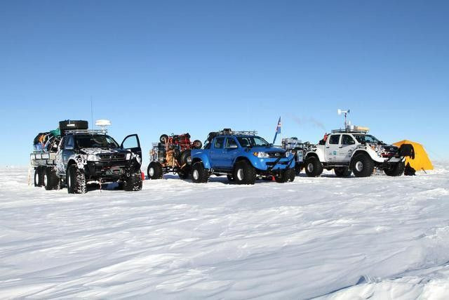 Toyota Hilux Extreme World Races