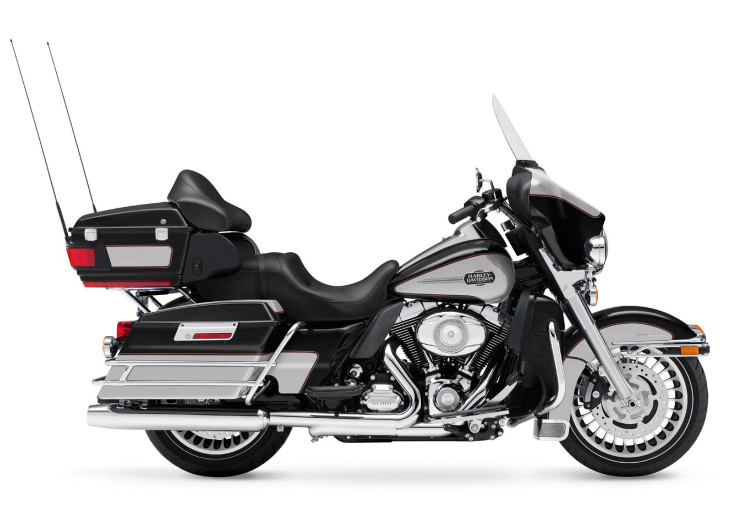 harley davidson recall 2014 FLHTCU