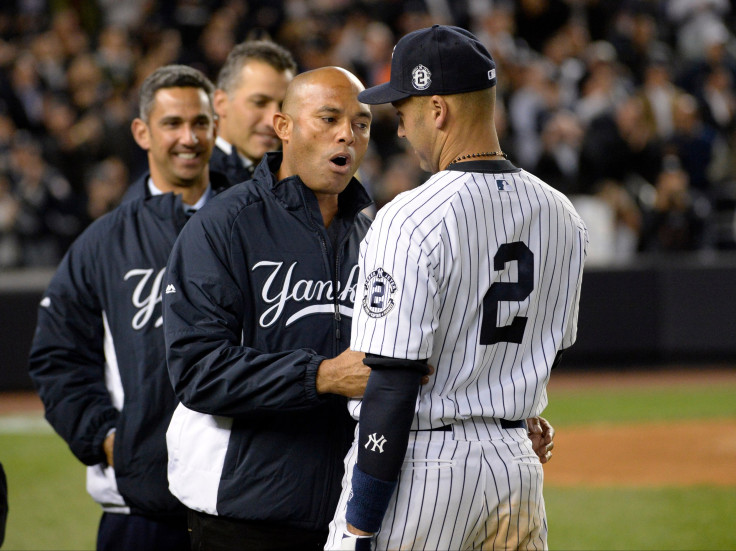 Derek Jeter y excompañeros