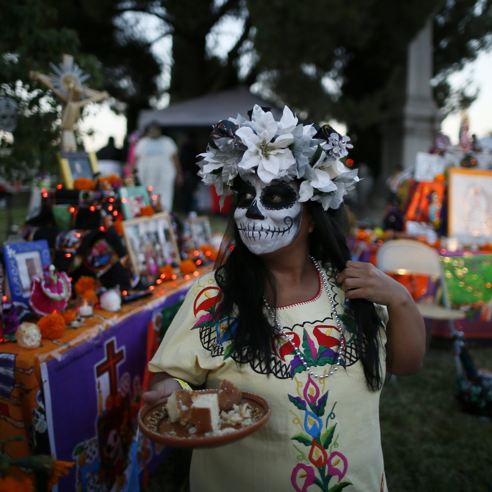 Cuál es la diferencia entre Día de los Muertos y Culto a la Santa Muerte? Cuál es la diferencia entre Día de los Muertos y Culto a la Santa Muerte?