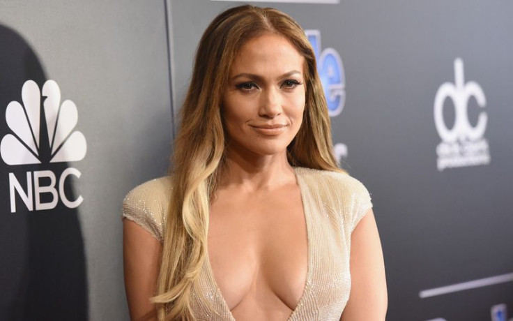 Jennifer Lopez Wins At People Magazine Awards 2014