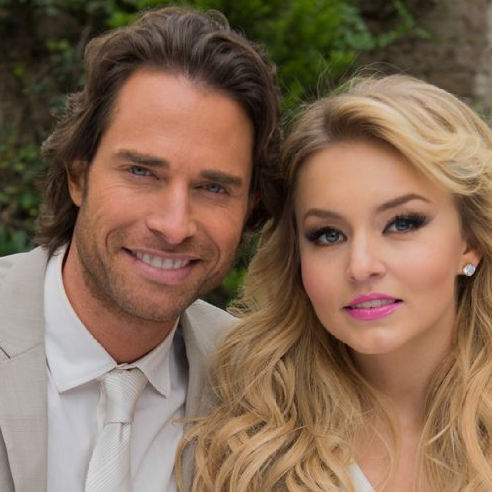 Angelique Boyer, Sebastián Rulli Wedding: Mitzy To Design Dress For 'Lo Que La Vida Me Robó' Telenovela Star