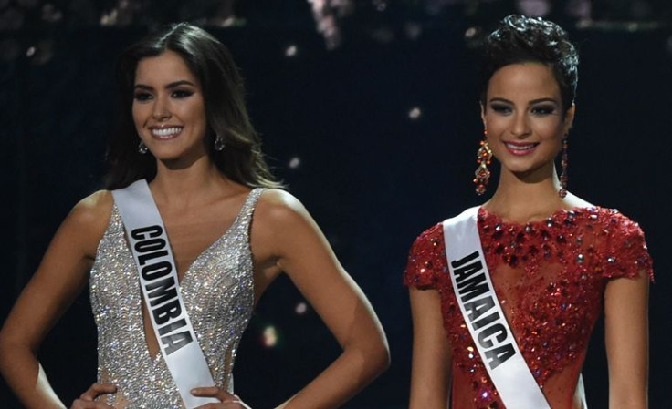 Paulina Vega, Kaci Fennell