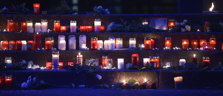 Lit candles germanwings