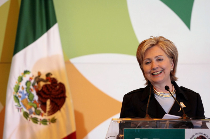 hillary mexico flag