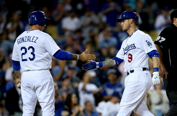 Yasmani Grandal Home Run