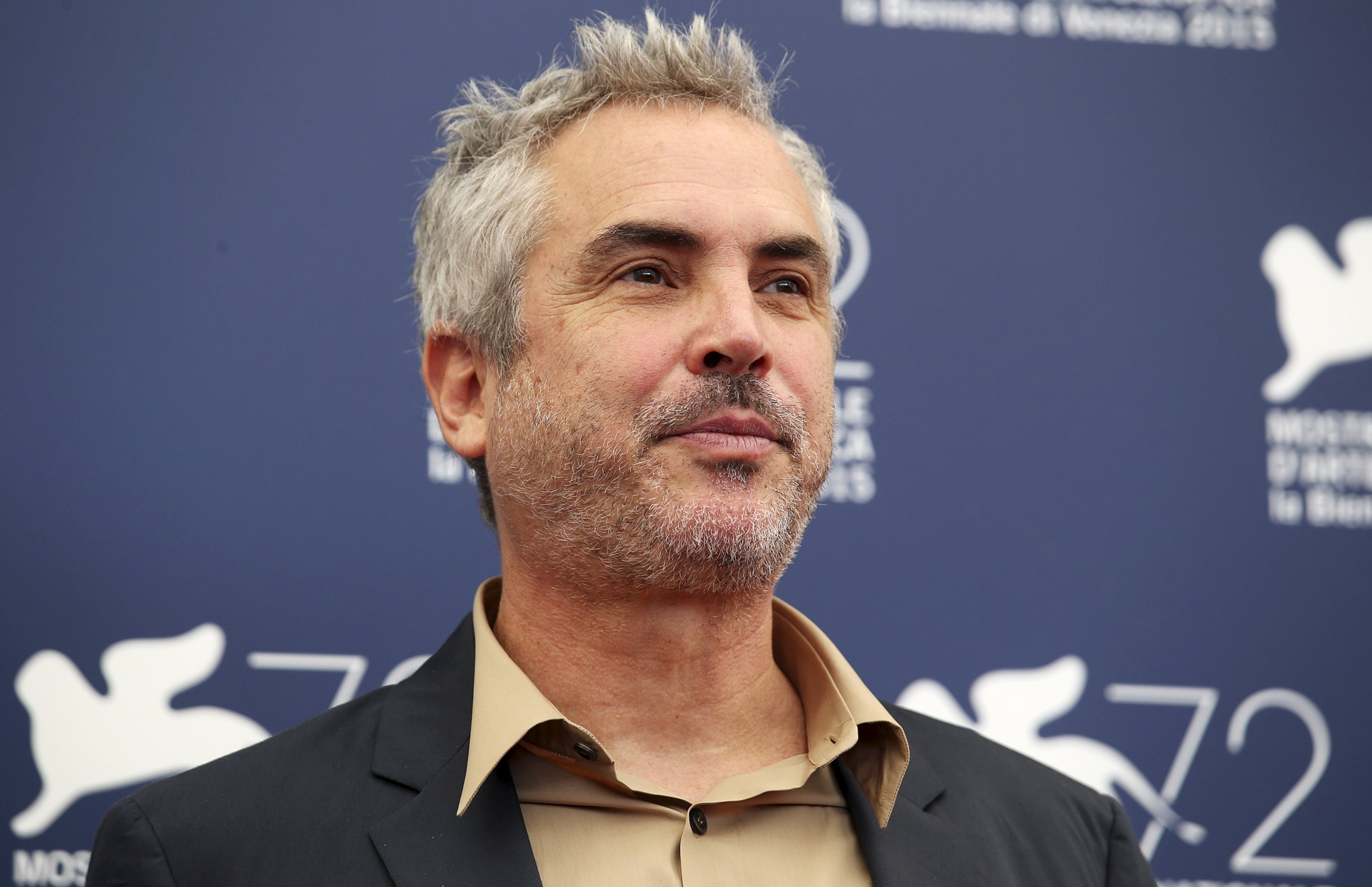 Alfonso Cuarón Admits He Has To Play 'I Directed Harry Potter' Card ...