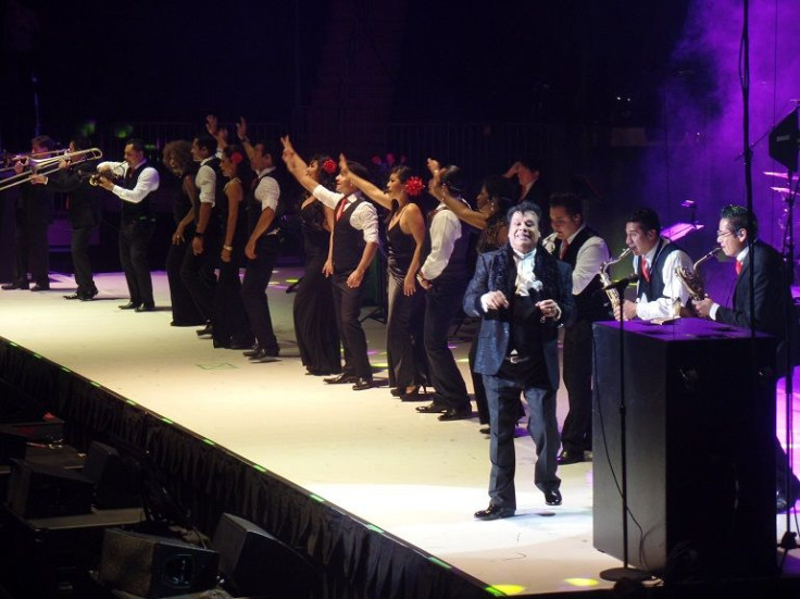 Juan Gabriel5