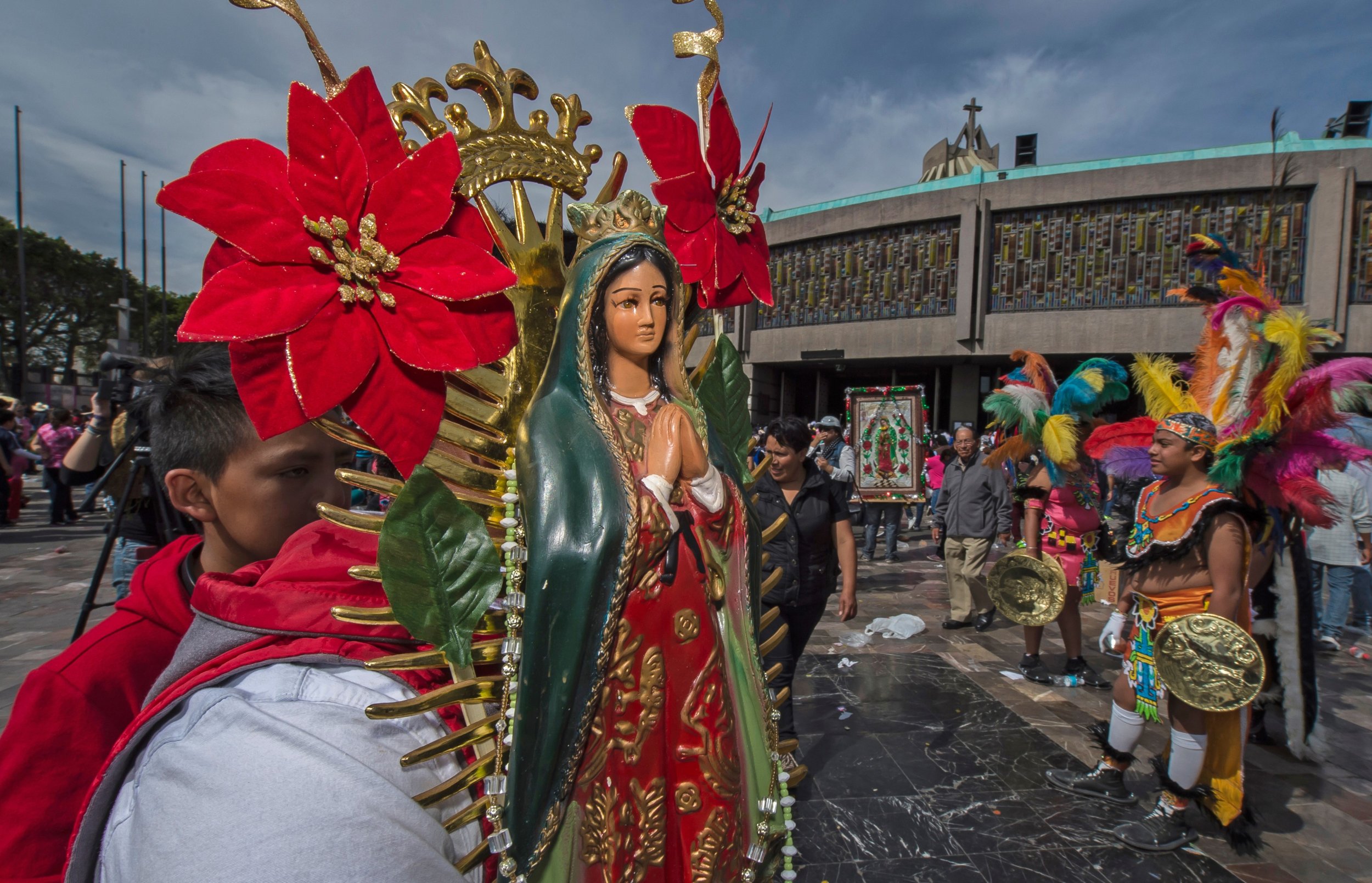 Día De La Virgen De Guadalupe 2015: See Devotees Celebrate Their Saint In  Mexico And Around The World [PHOTOS]