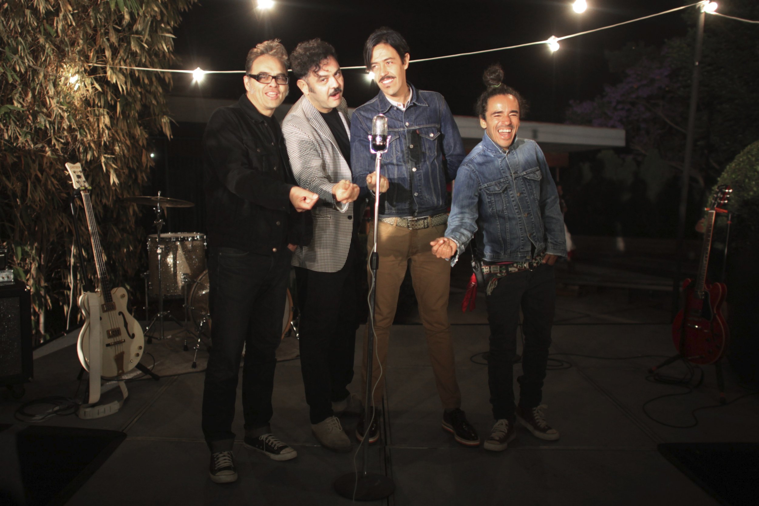 Café Tacvba New Single: Band Releases ‘Un Par De Lugares’ After 4-Year ...