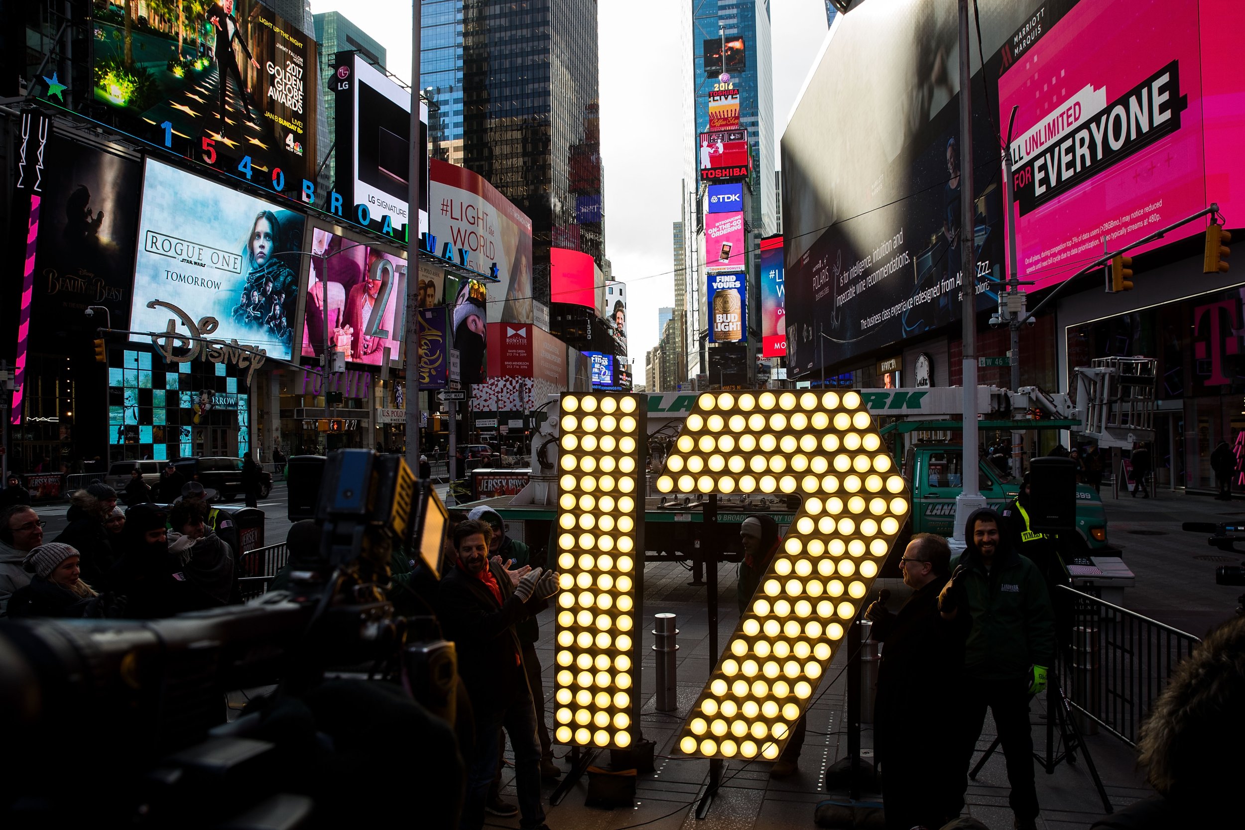 New Year’s Ball Drop Live Stream Online When, Where To Watch Times