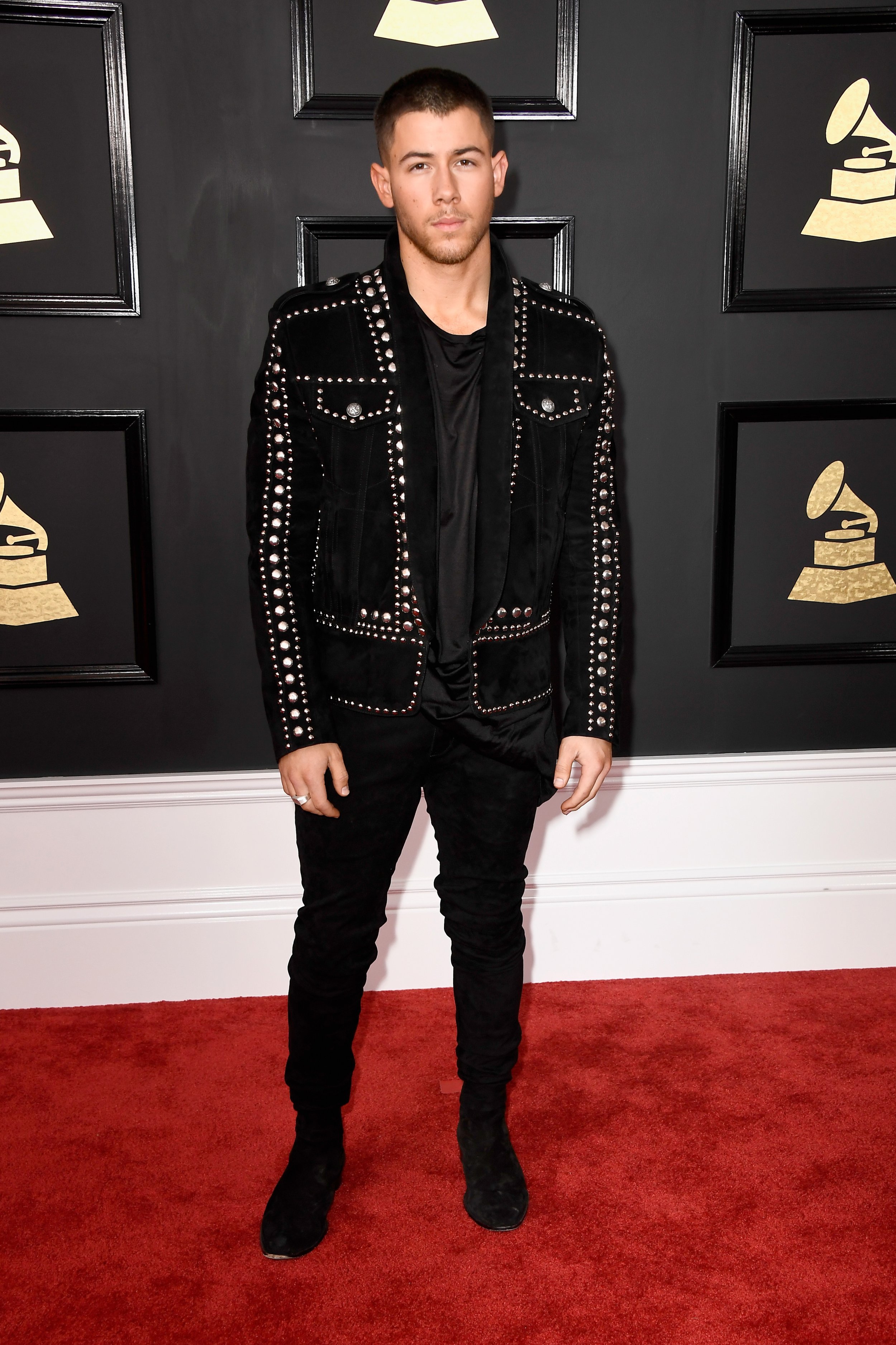 Grammy Awards 2017 Red Carpet Photos Nick Jonas