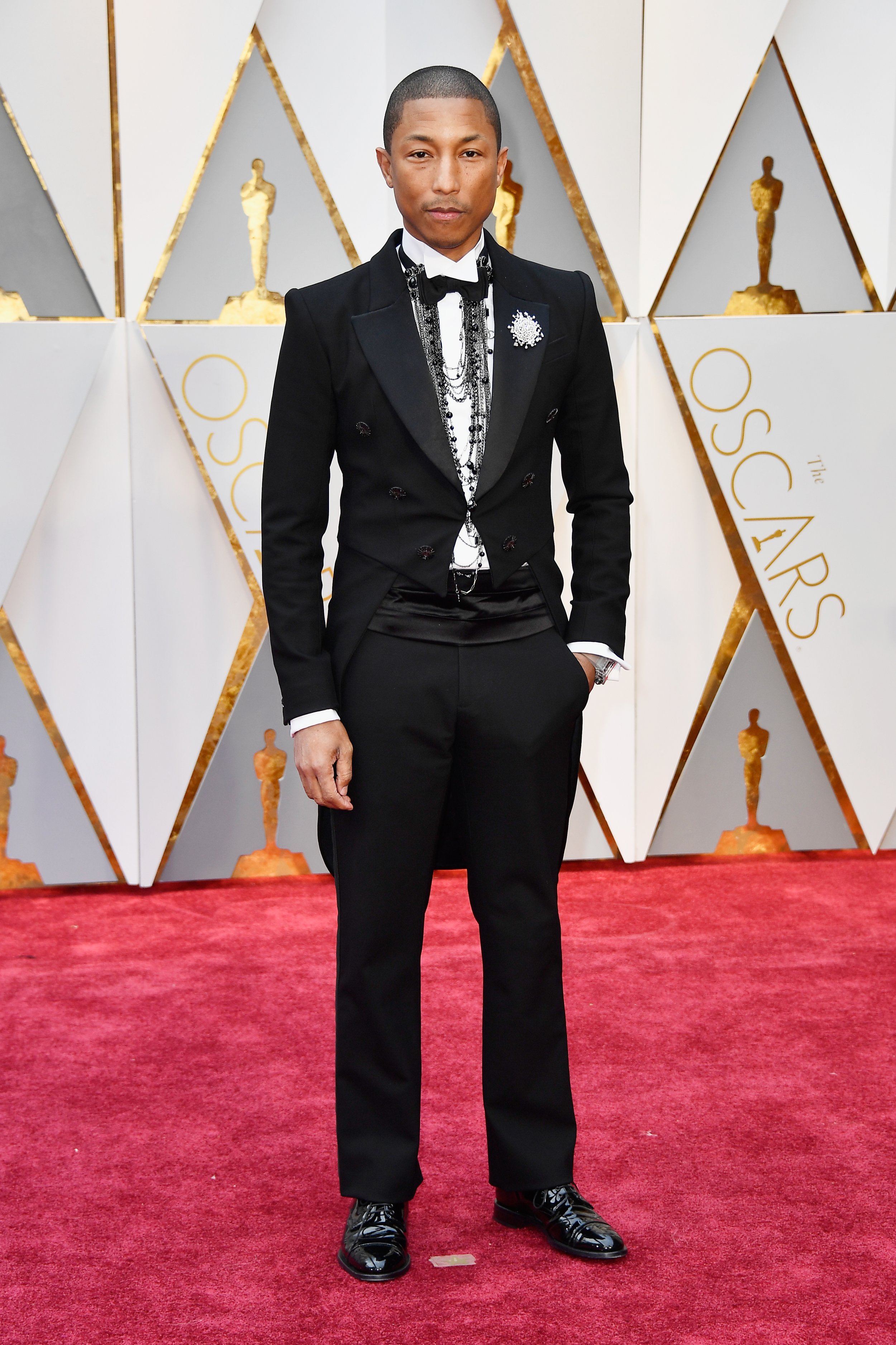 Oscars 2017 Red Carpet Photos Pharrell Williams