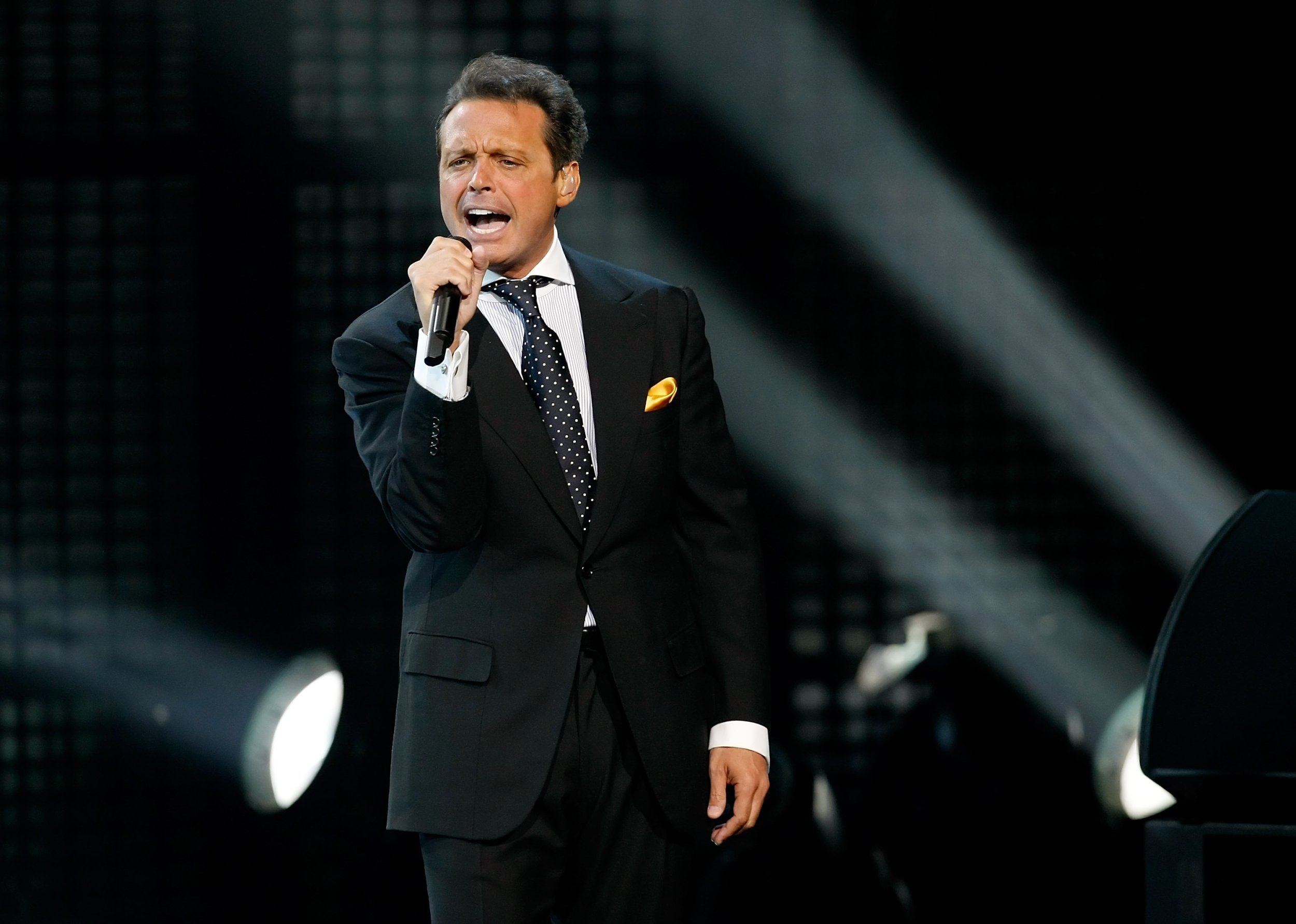 Sergio Gallego Basteri Reappears: Luis Miguel Youngest Brother Lives ...