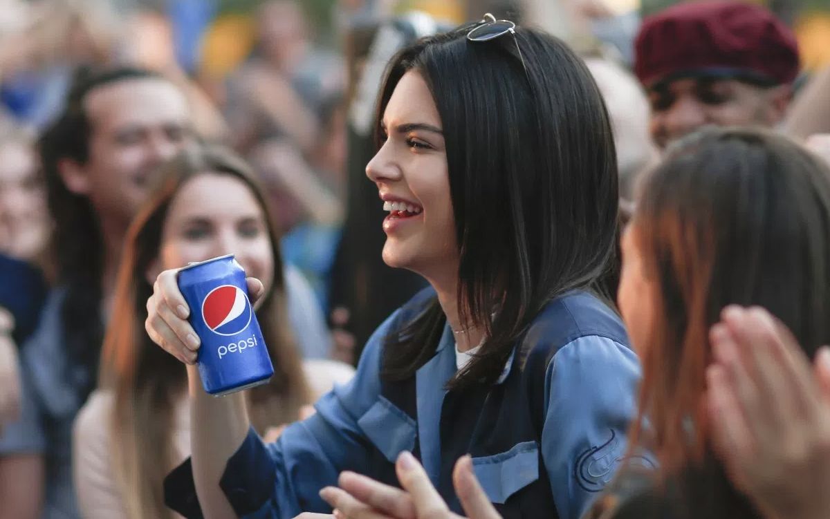 Kendall Jenner Pepsi Memes: Soda Company Pulls Ad After Controversy