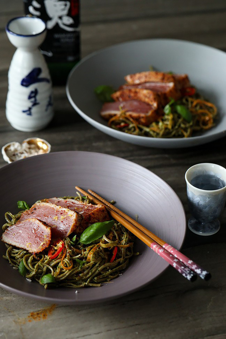 Pesto Spaghetti with Seared Tuna