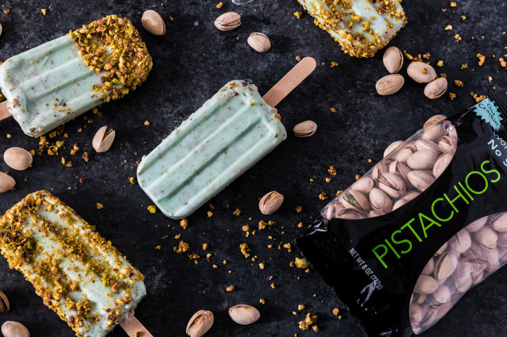 Pistachio Yogurt Paletas 