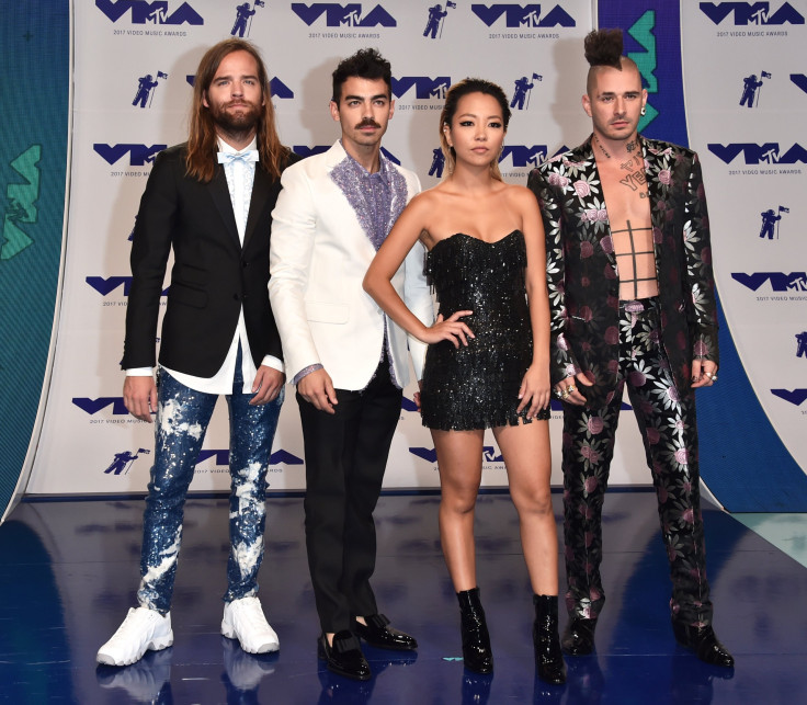 MTV VMAs 2017 Red Carpet Photos: DNCE