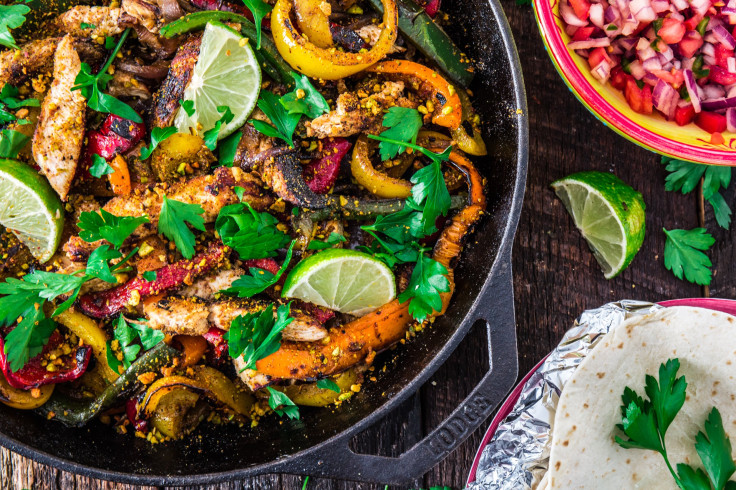 Chicken Fajitas with Crushed Pistachios 1