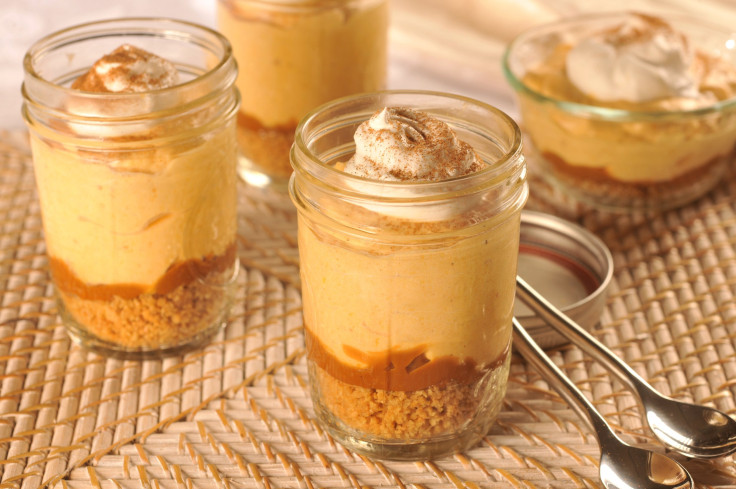 Dulce de Leche Mini Pumpkin Cream Pies