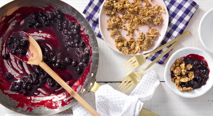 blueberry crisp 