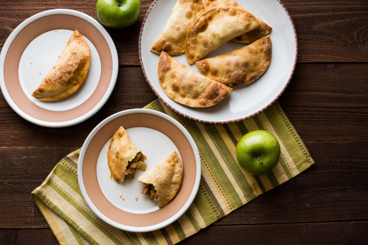 Fresh Dulce de Leche Apple Empanadas