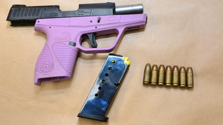 Mirella's gun