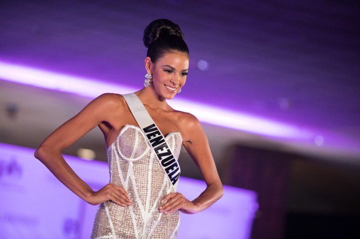 Miss Universe 2017 Evening Gown Photos: Venezuela